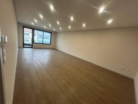 Apartamento T3 na Boavista