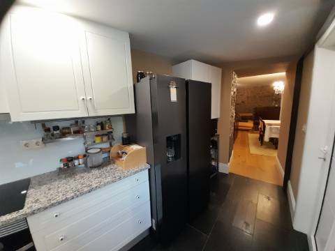 Magnífica propriedade, 3 apartamentosT2 em Melres, Gondomar