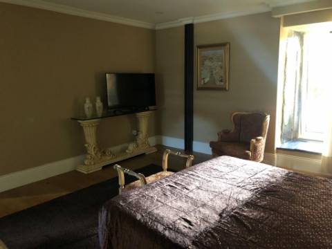 Magnífica propriedade, 3 apartamentosT2 em Melres, Gondomar