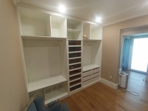 Magnífica propriedade, 3 apartamentosT2 em Melres, Gondomar