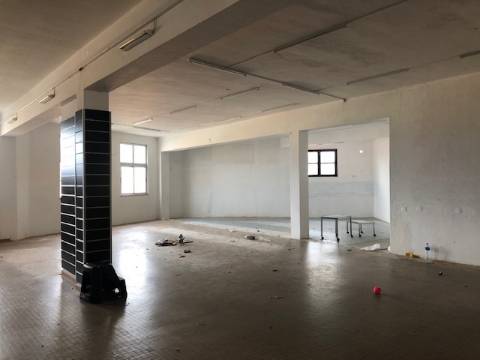 Loja no centro Torre de Moncorvo