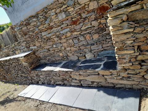 Propriedade com 3 Apatamentos T2 l Melres, Gondomar