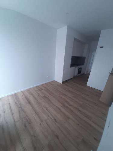 Apartamento T1+1 Mobilado Francos