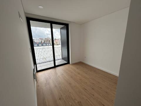 Apartamento T1 Parque dos Sobreiros, Paranhos