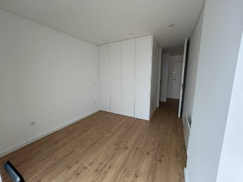 Apartamento T1 Parque dos Sobreiros, Paranhos