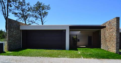 Lotes para moradias T3 com 2 frentes, Torreira