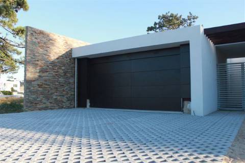 Lotes para moradias T3 com 2 frentes, Torreira