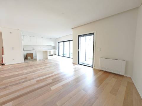 Moradia em Banda T4 na Azemaia, Gueifães Onde a sua nova história começa