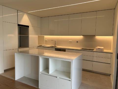 Moradia em Banda T4 na Azemaia, Gueifães Onde a sua nova história começa