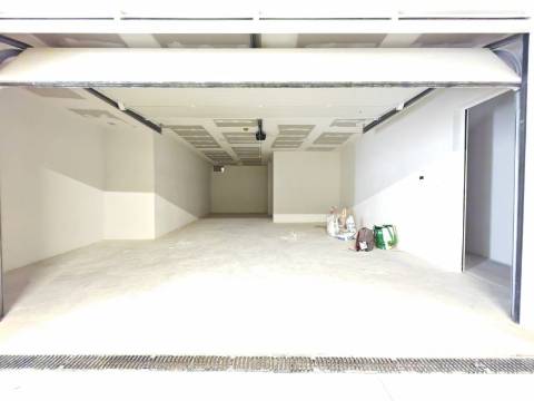 Moradia em Banda T4 na Azemaia, Gueifães Onde a sua nova história começa