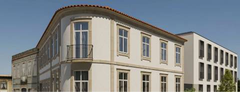 Apartamento T1 com varanda e garagem próximo ao Hospital São João e Universidade.