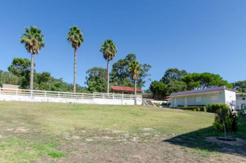 Quinta em Serradas, com terreno de 17.000m²
