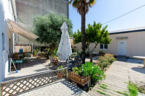 Quinta em Serradas, com terreno de 17.000m²