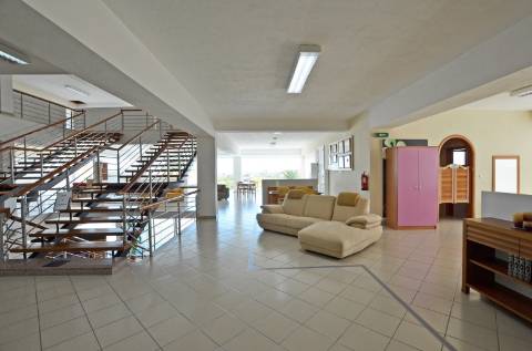 Loja com três pisos na Abóboda