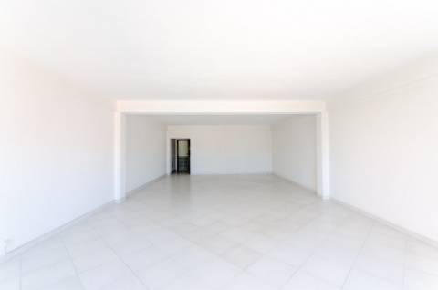 Escritórios / salas na Pontinha