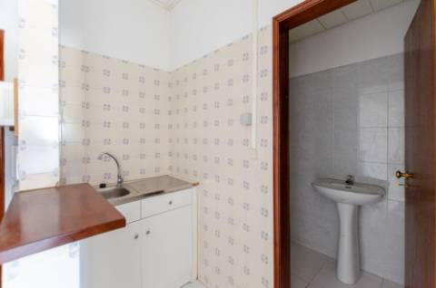 Escritórios / salas na Pontinha