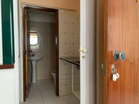 Escritórios/Salas para arrendamento na Pontinha