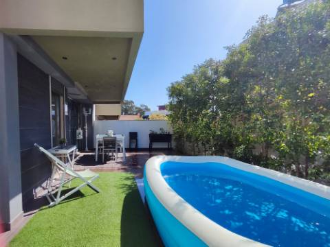 Moradia Contemporânea T4+2 em Oeiras - Barcarena - Leceia