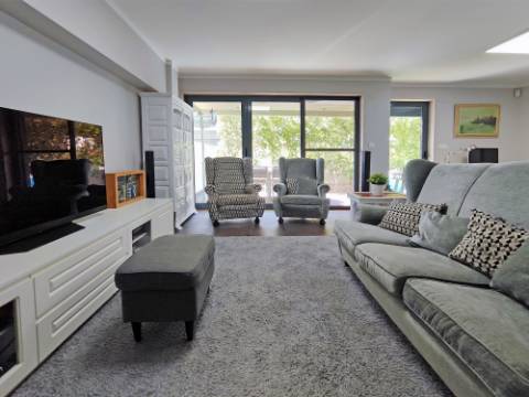 Moradia Contemporânea T4+2 em Oeiras - Barcarena - Leceia