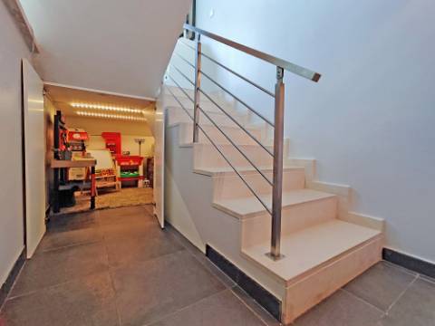 Moradia Contemporânea T4+2 em Oeiras - Barcarena - Leceia