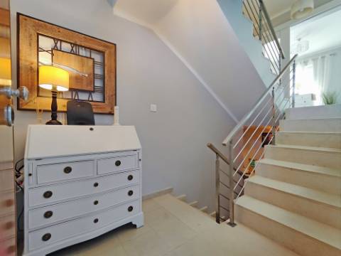 Moradia Contemporânea T4+2 em Oeiras - Barcarena - Leceia