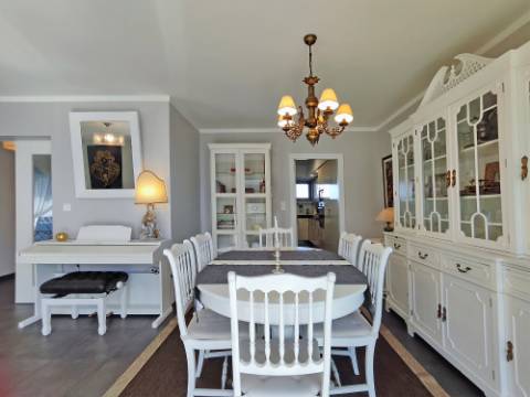 Moradia Contemporânea T4+2 em Oeiras - Barcarena - Leceia