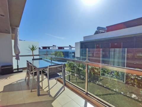 Moradia Contemporânea T4+2 em Oeiras - Barcarena - Leceia