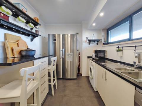 Moradia Contemporânea T4+2 em Oeiras - Barcarena - Leceia