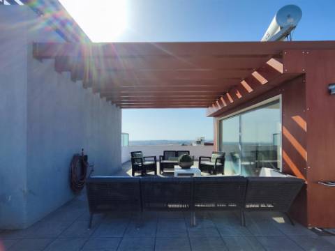 Moradia Contemporânea T4+2 em Oeiras - Barcarena - Leceia