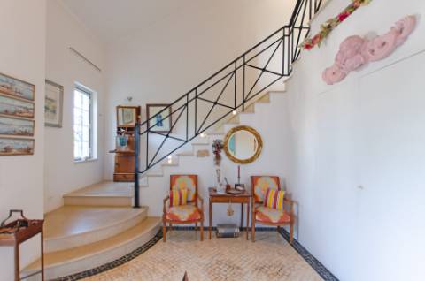 Moradia T5 vista total de Serra e piscina