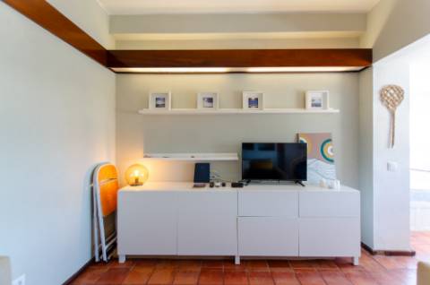 T0 em Sesimbra, junto à praia