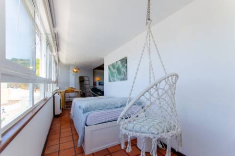 T0 em Sesimbra, junto à praia