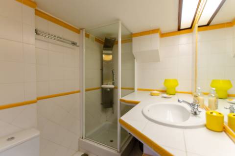 T0 em Sesimbra, junto à praia