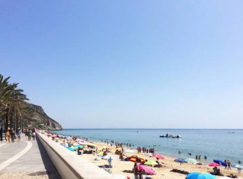 T0 em Sesimbra, junto à praia