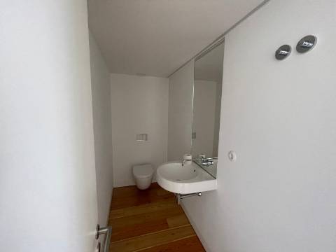 T1 renovado no coração do Chiado