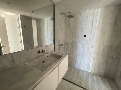 T1 renovado no coração do Chiado