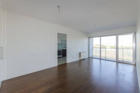 T1 para arrendamento no empreendimento Metro City