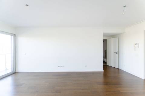 T1 para arrendamento no empreendimento Metro City