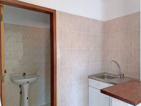 Escritórios / salas para arrendamento na Pontinha