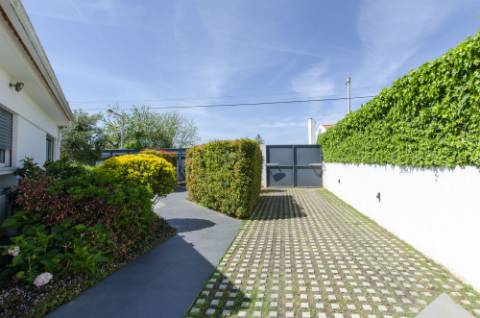 Moradia T6 em São Pedro do Estoril