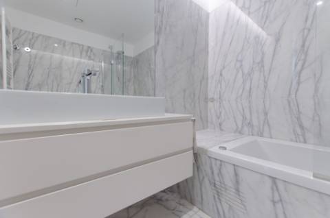 T1 no LUX PRIME, em frente ao Estádio do Benfica