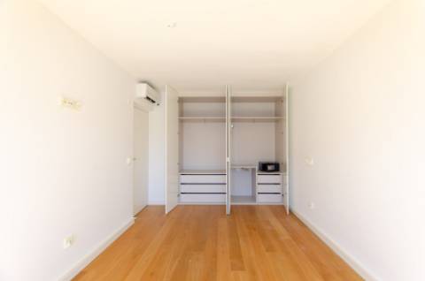 T1 no LUX PRIME, em frente ao Estádio do Benfica