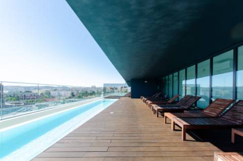 T1 no LUX PRIME, em frente ao Estádio do Benfica