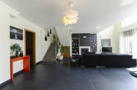 Moradia Contemporânea em Alcabideche