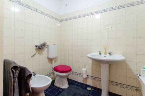 T3 cheio de sol, no Algueirão