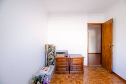 T3 cheio de sol, no Algueirão