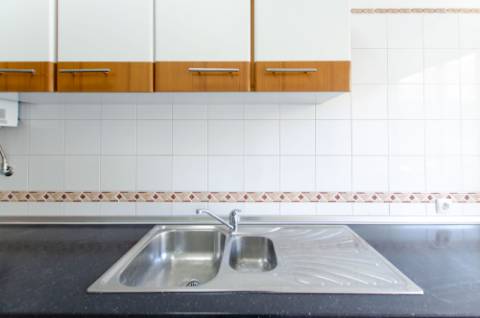 T1 junto ao Centro Comercial das Palmeiras