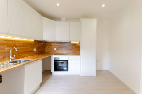 T2 remodelado em Linda-a-Velha