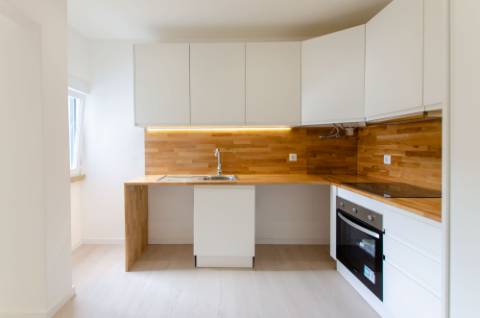 T2 remodelado em Linda-a-Velha