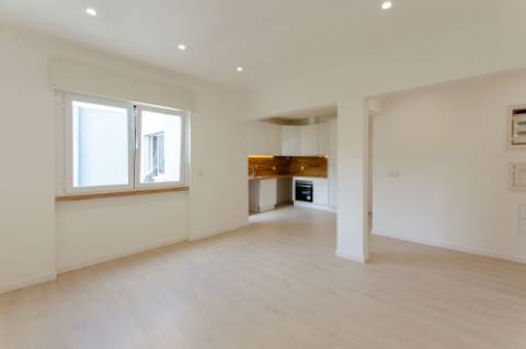 T2 remodelado em Linda-a-Velha